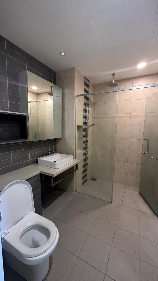 Апартаменты Skyline View In Bukit Bintang The Robertson 42F Куала-Лумпур Экстерьер фото