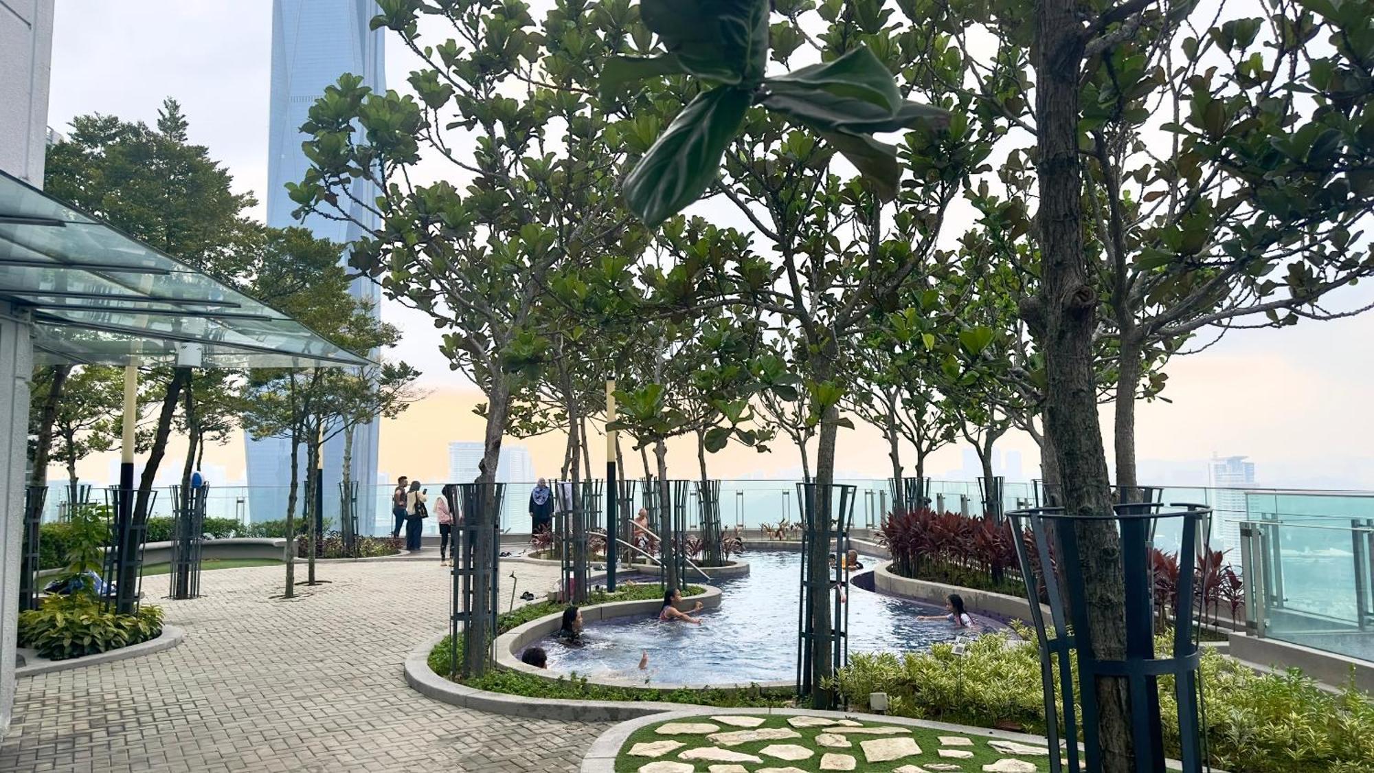 Апартаменты Skyline View In Bukit Bintang The Robertson 42F Куала-Лумпур Экстерьер фото